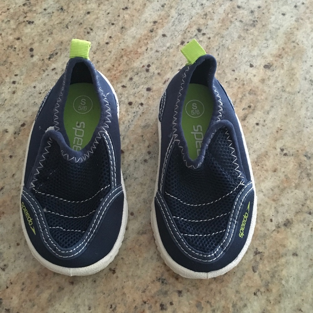 Speedo, toddler size S (5/6), water shoes.